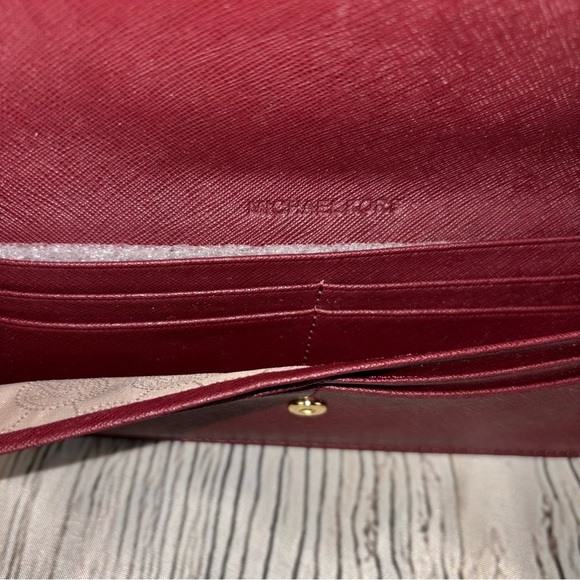 Michael Kors Merlot Snap Front Jetset Wallet - Picture 7 of 8